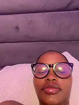 Snapshot of Neelo-Smith chatting on June 2, 5:53 am Neelo-Smith online show from June 2, 5:53 am