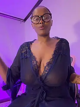 Snapshot of Neelo-Smith chatting on June 5, 8:53 am Neelo-Smith online show from June 5, 8:53 am