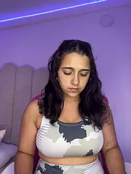 Alicia Ruiz online show from January 5, 6:00 pm