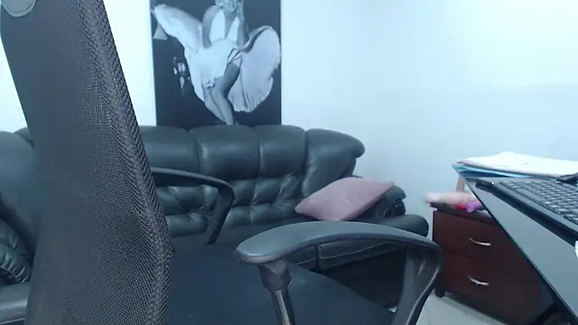 camilleDiaz16 online show from October 2, 7:21 pm