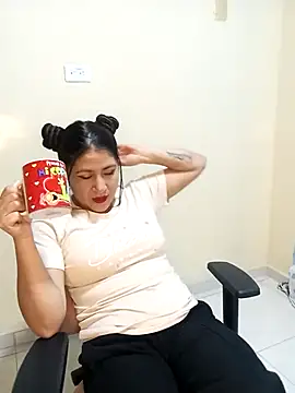 nammy  dirtyhott online show from November 7, 1:55 pm