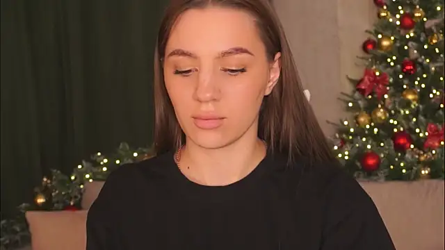 MaryHillty online show from December 15, 5:31 pm