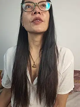 Snapshot of Alicesoul chatting on July 1, 12:34 am Alicesoul online show from July 1, 12:34 am