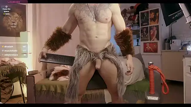 Snapshot of rusbigpaul chatting on February 11, 2:02 pm rusbigpaul online show from February 11, 2:02 pm