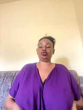 Snapshot of fat_creamy_pus chatting on November 1, 10:39 am fat creamy pus online show from November 1, 10:39 am