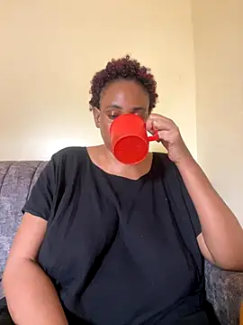 Snapshot of fat_creamy_pus chatting on November 11, 9:31 am fat creamy pus online show from November 11, 9:31 am