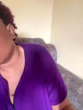 Snapshot of fat_creamy_pus chatting on November 15, 2:35 pm fat creamy pus online show from November 15, 2:35 pm