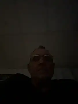 Trey100379100379 online show from November 6, 9:54 am