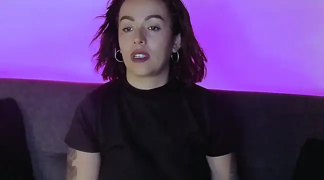 joan-star online show from March 22, 11:09 pm