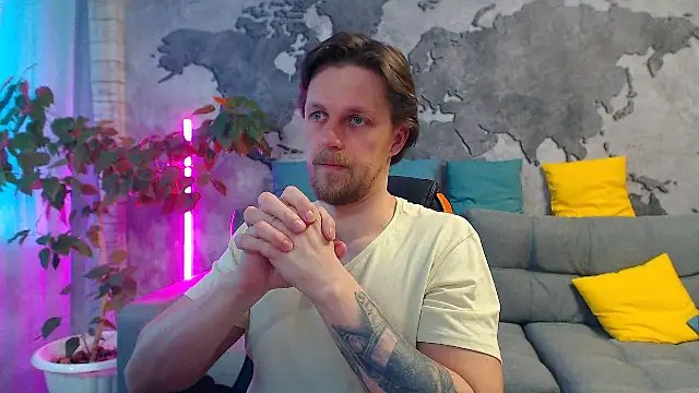 VikingChrisss online show from April 27, 9:51 am