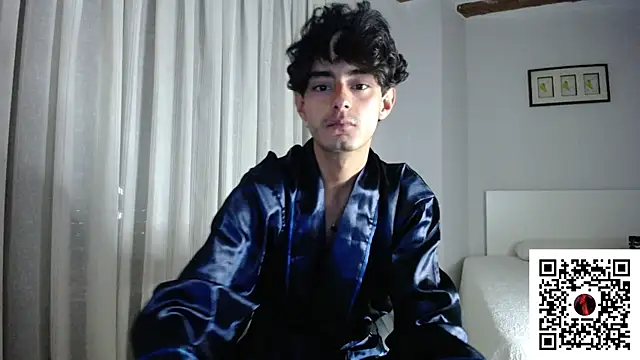 Snapshot of MagnoZaniah chatting on November 15, 2:35 pm MagnoZaniah online show from November 15, 2:35 pm