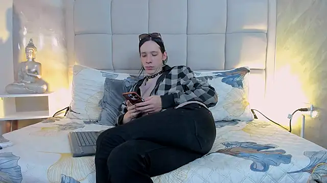 Hecatee 77 online show from January 13, 7:41 pm