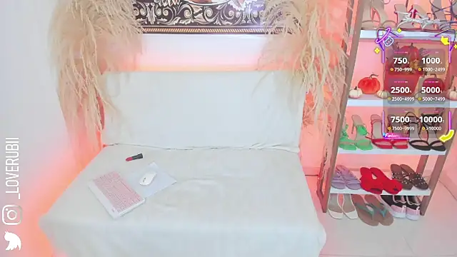 loverubii online show from September 28, 8:42 am