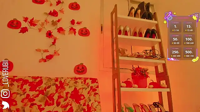 loverubii online show from October 11, 10:52 pm