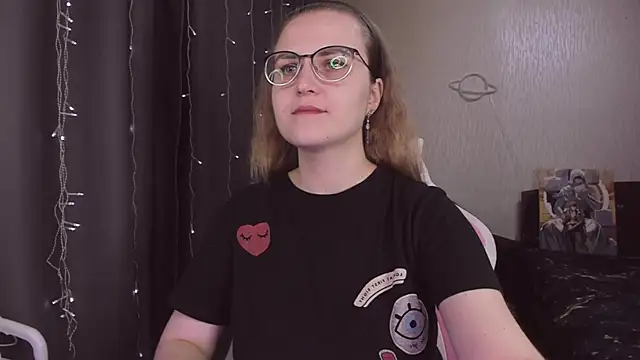 MissBrightShine online show from December 14, 10:42 am