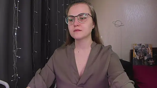 MissBrightShine online show from February 12, 10:32 am