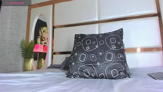 steffanxxll online show from January 19, 3:18 am