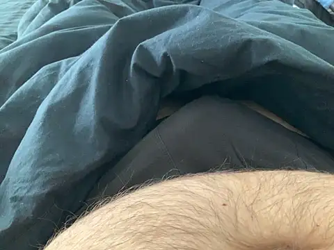 Snapshot of Benni81nrw chatting on March 9, 3:27 pm Benni81nrw online show from March 9, 3:27 pm