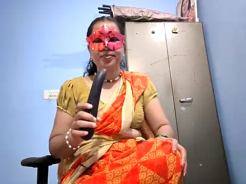 Snapshot of SANJU5888 chatting on April 21, 4:30 am SANJU5888 online show from April 21, 4:30 am