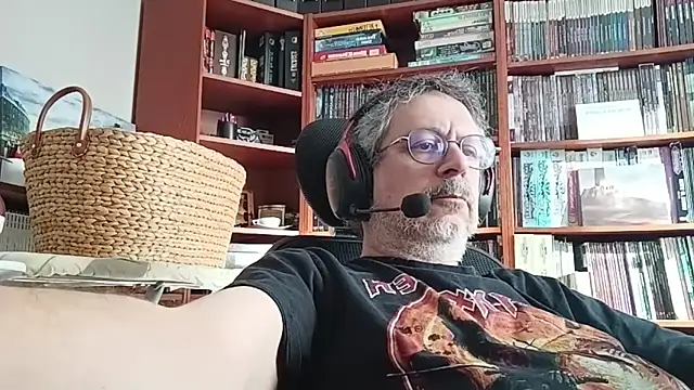 Mandra is a whore online show from October 24, 8:33 am