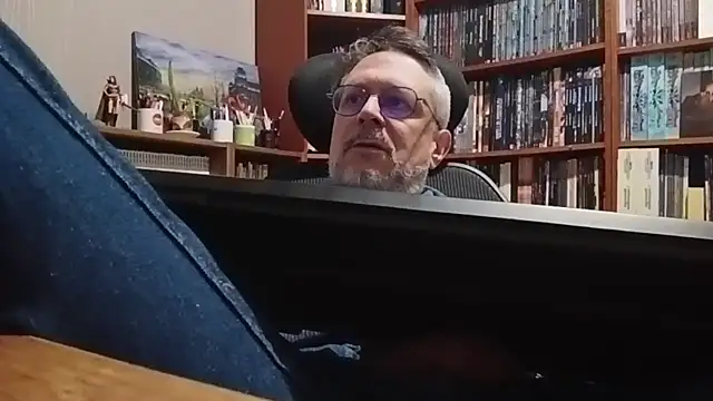 Mandra is a whore online show from November 17, 10:37 pm