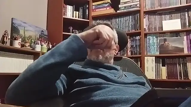 Mandra is a whore online show from November 18, 10:47 pm