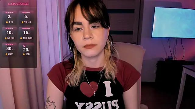 Snapshot of _selectrra chatting on January 12, 11:17 am selectrra online show from January 12, 11:17 am