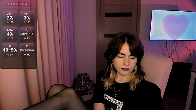 Snapshot of _selectrra chatting on January 30, 2:36 pm selectrra online show from January 30, 2:36 pm