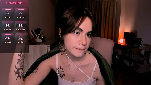 Snapshot of _selectrra chatting on February 27, 11:52 am selectrra online show from February 27, 11:52 am