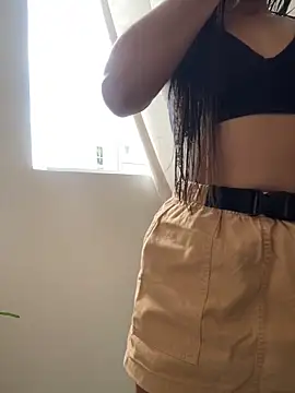 Snapshot of dominantandsubmissiveshow chatting on December 15, 5:42 pm dominantandsubmissiveshow online show from December 15, 5:42 pm