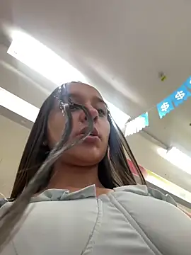 Snapshot of dominantandsubmissiveshow chatting on January 17, 5:51 pm dominantandsubmissiveshow online show from January 17, 5:51 pm