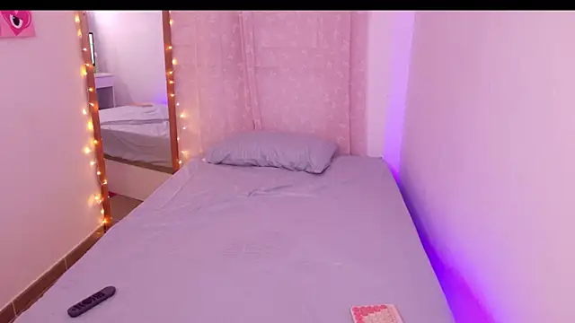 Snapshot of Mar_333 chatting on November 30, 6:06 am Mar 333 online show from November 30, 6:06 am