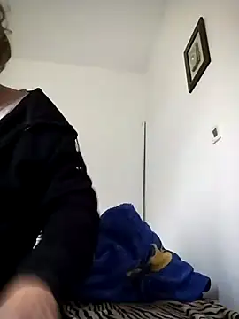 Impression222 online show from December 3, 6:54 am