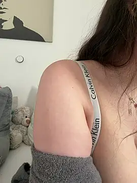 EllyNora online show from June 9, 3:56 pm