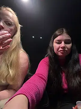 EllyNora online show from July 4, 8:48 pm