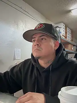 Snapshot of PeterGrandee chatting on December 19, 4:24 pm PeterGrandee online show from December 19, 4:24 pm