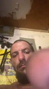 Snapshot of 420rickie420 chatting on December 16, 9:24 am 420rickie420 online show from December 16, 9:24 am