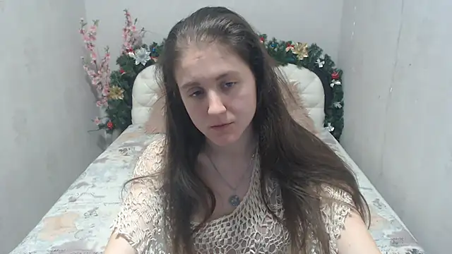 Holliy Cooper online show from January 22, 8:07 am