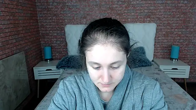 Snapshot of Holliy_Cooper chatting on June 1, 8:49 am Holliy Cooper online show from June 1, 8:49 am