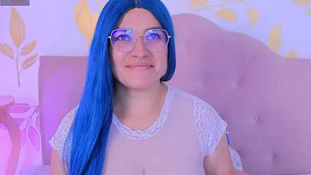 Snapshot of alix_bay chatting on September 9, 8:52 pm alix bay online show from September 9, 8:52 pm