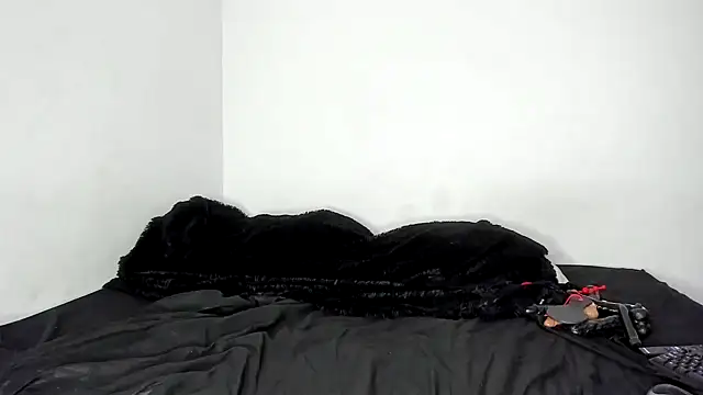 Snapshot of SweetBaby_nkl chatting on October 4, 3:48 am SweetBaby nkl online show from October 4, 3:48 am