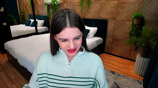 Snapshot of FinalAccord chatting on December 2, 4:18 am FinalAccord online show from December 2, 4:18 am