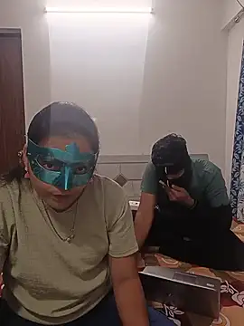 Snapshot of Harsh_Ankita_Couple chatting on June 15, 4:53 pm Harsh Ankita Couple online show from June 15, 4:53 pm