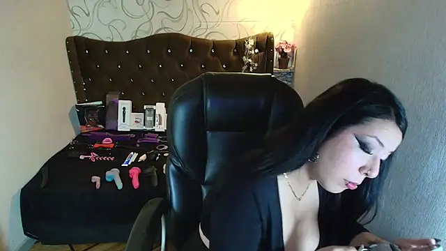 HannaCarrter online show from August 2, 12:36 pm