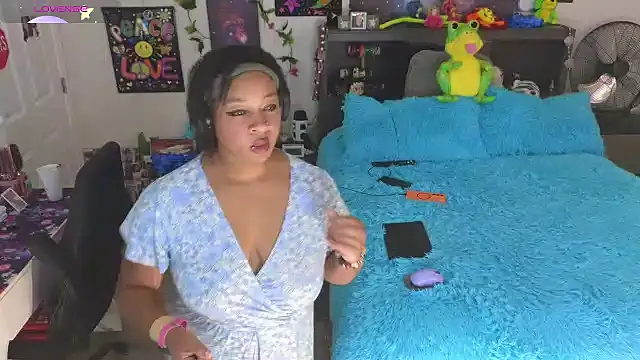 temptressbeauty24 online show from September 14, 9:03 pm