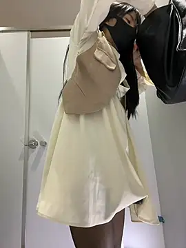 Snapshot of Asia-Lynn chatting on March 21, 2:07 pm Asia-Lynn online show from March 21, 2:07 pm