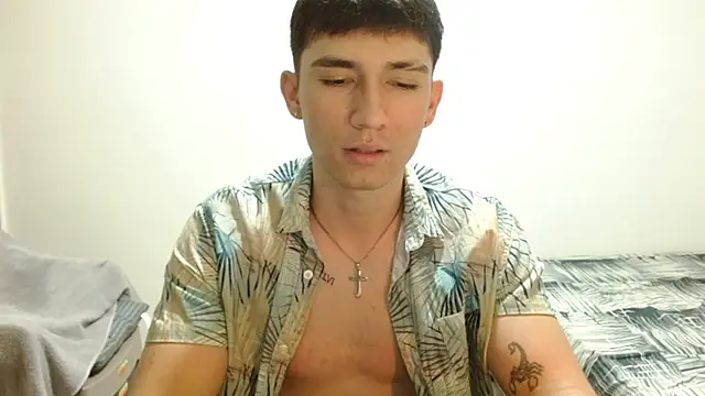 Snapshot of ChicoMaloFfF chatting on July 5, 1:12 am ChicoMaloFfF online show from July 5, 1:12 am