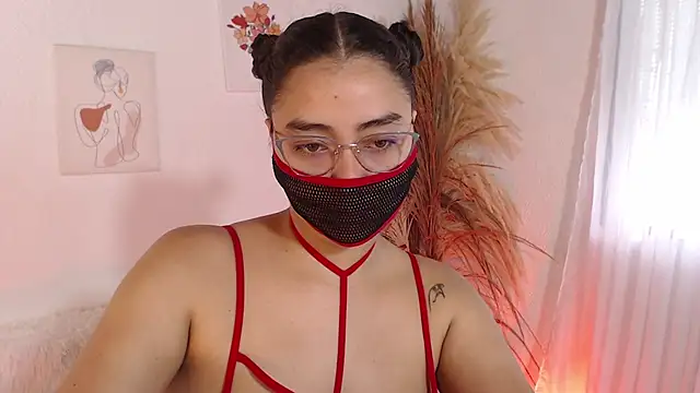  Kim  M online show from October 8, 12:58 pm