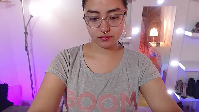  Kim  M online show from November 24, 12:38 pm