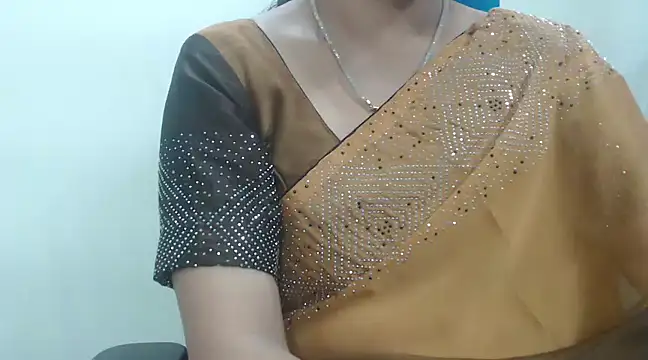 Lovely Siri 23 online show from January 22, 7:35 am